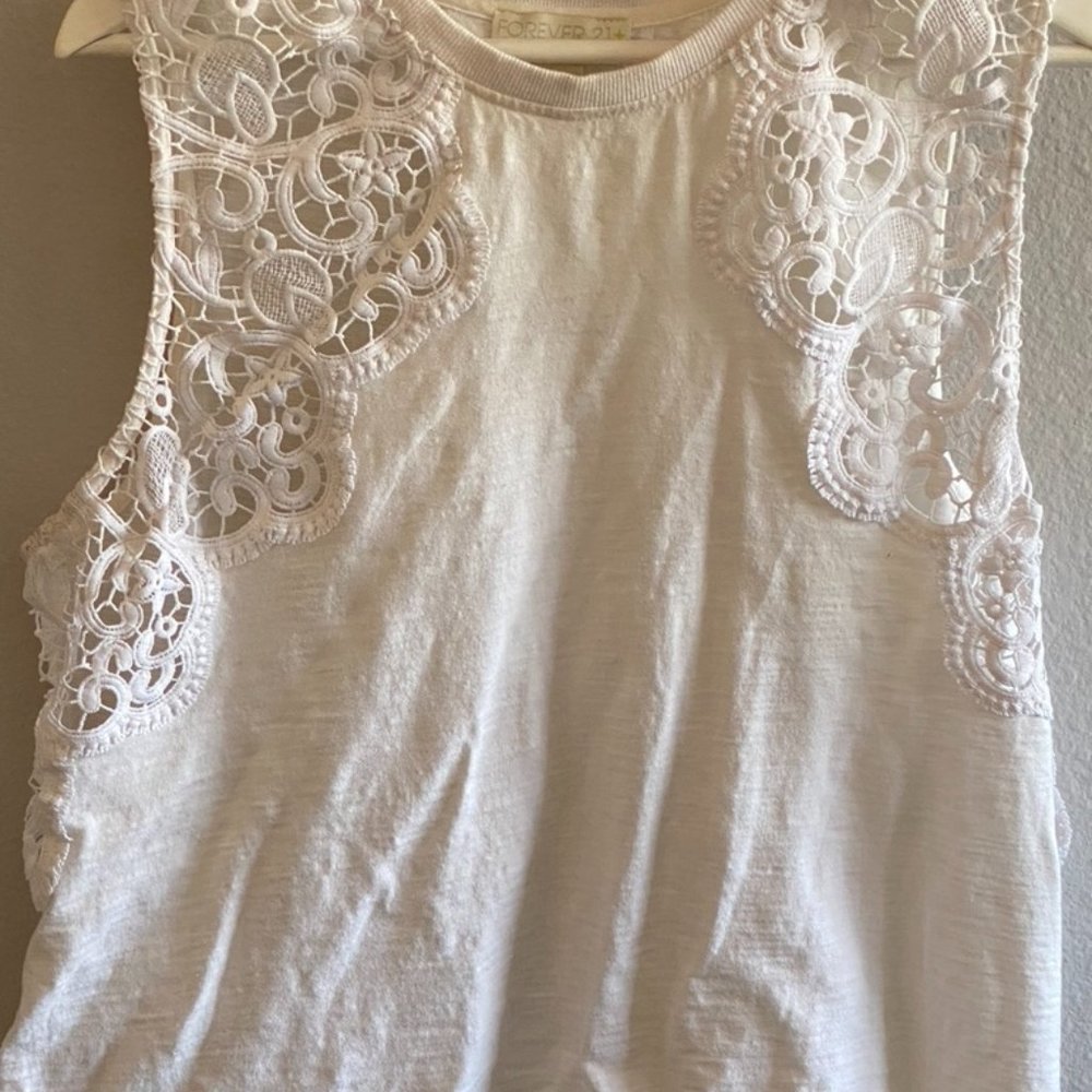 2X Forever 21+ White Tank w/ Embroidered Sleeves
